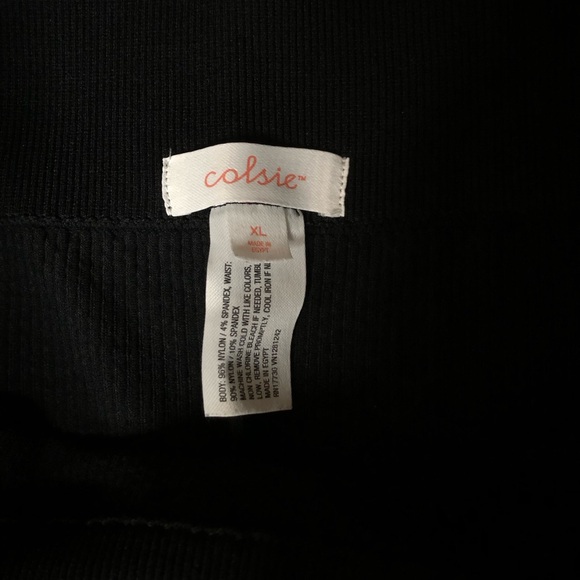 Colsie high ribbed shorts - Picture 2 of 2